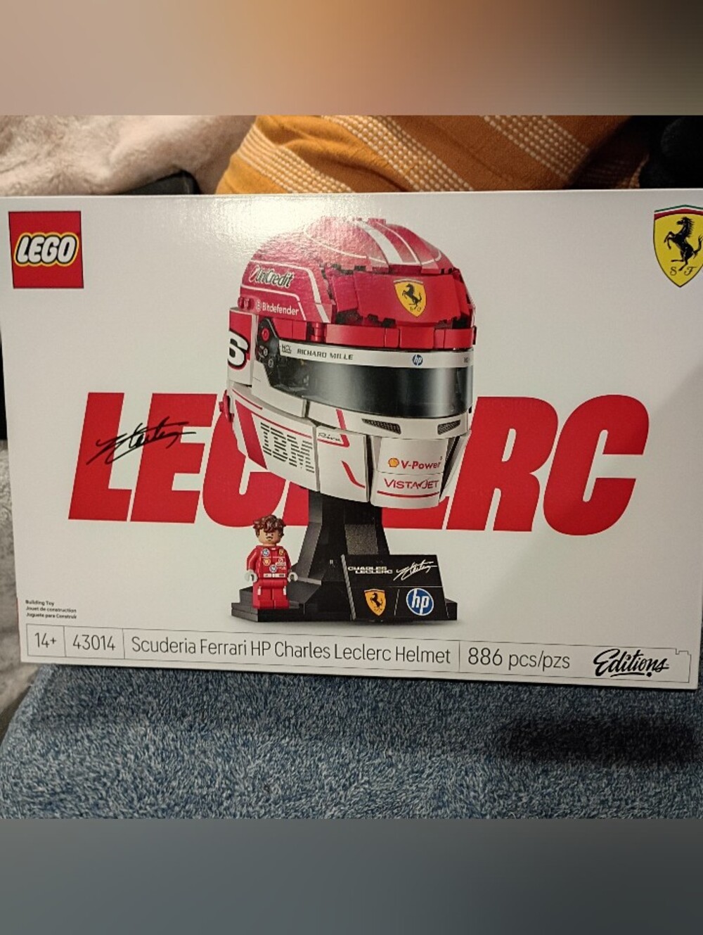 Lego Scuderia Ferrari HP Charles Leclerc Helmet 43014